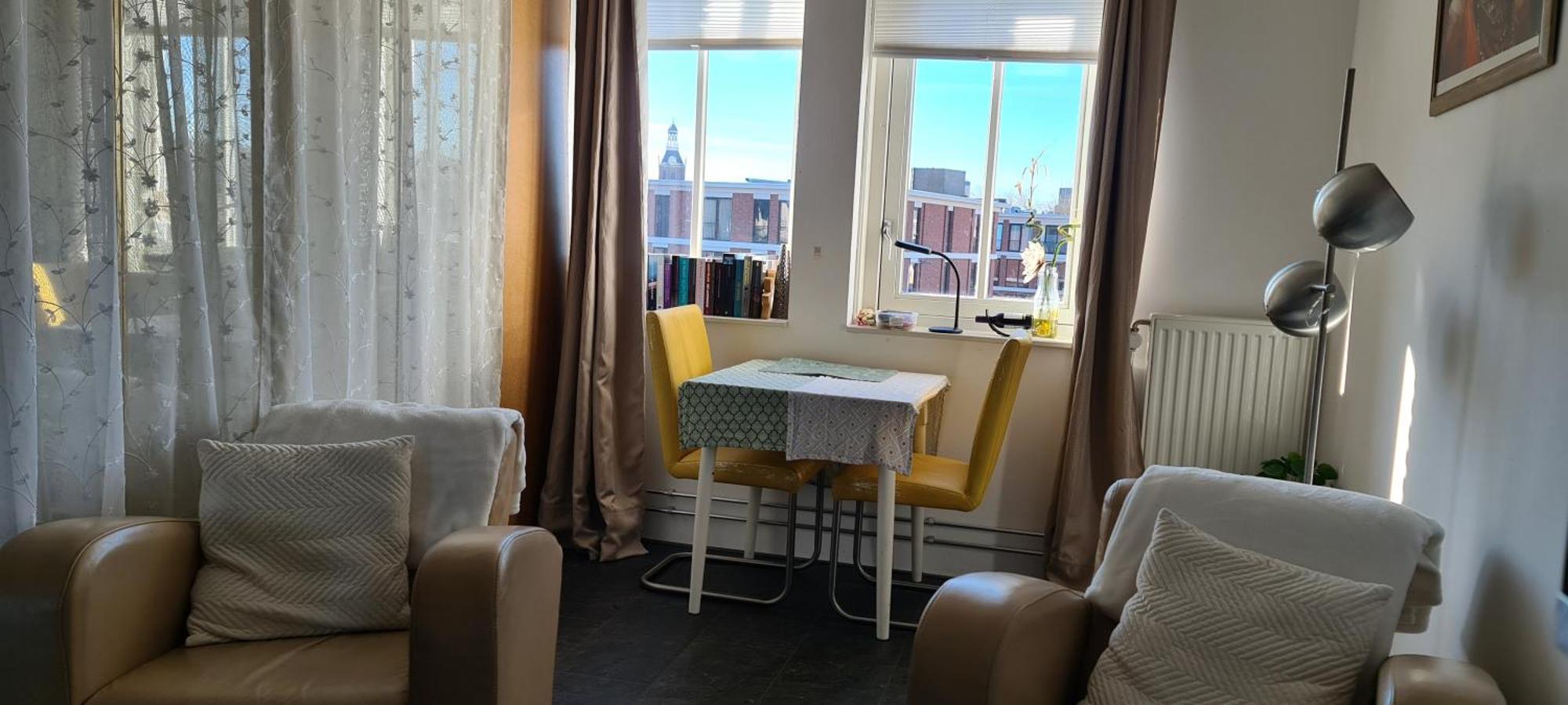 Airbnb 'Logeren Aan Het Plein' In Het Centrum Van Meppel Room photo
